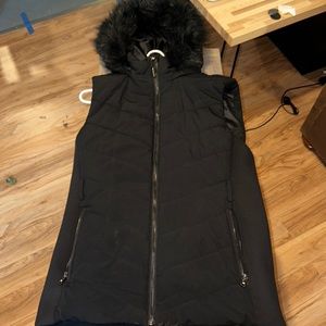 XL micheal kors black vest with Eskimo hood